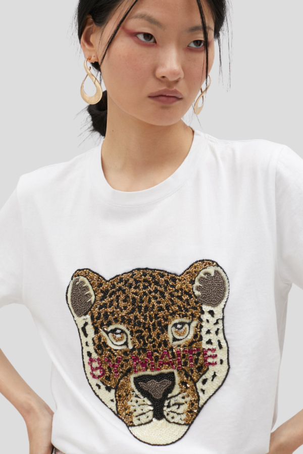 T-shirt with rhinestone lion