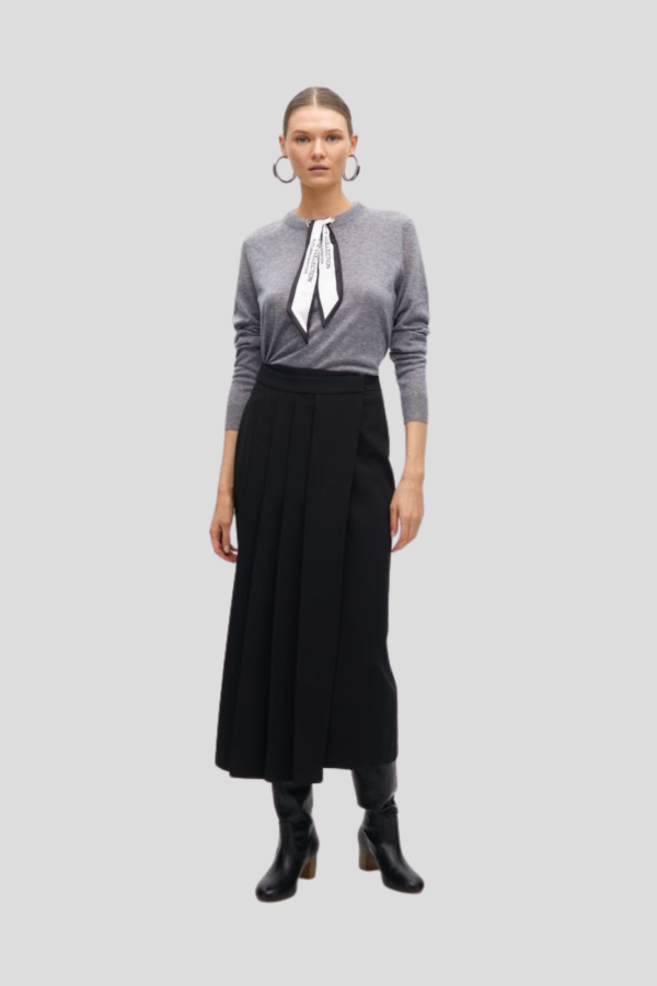 Midi skirt pleats