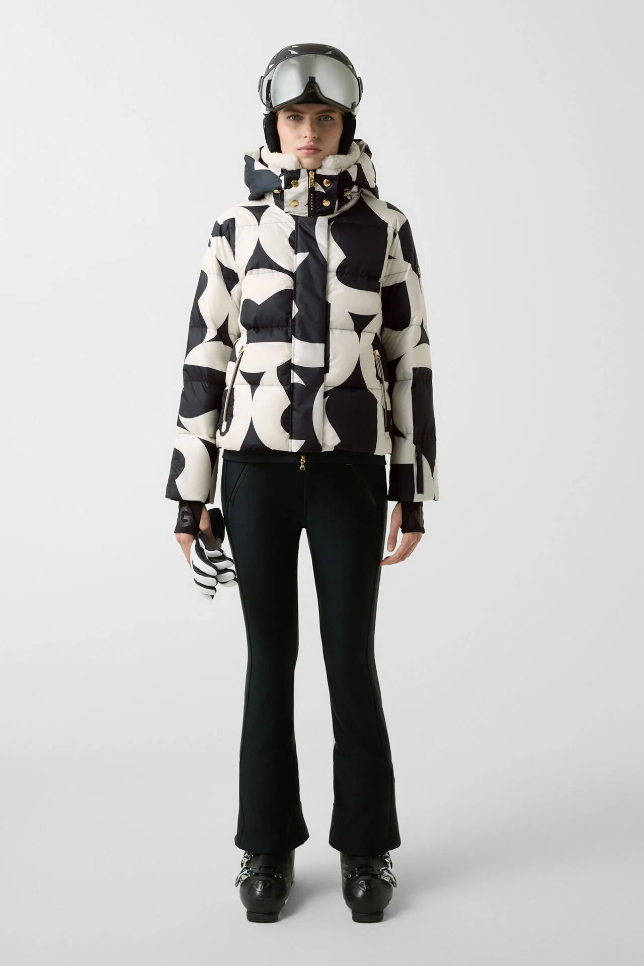 254-3160-9798-753_s01_life_full_01_b2c_1760767998