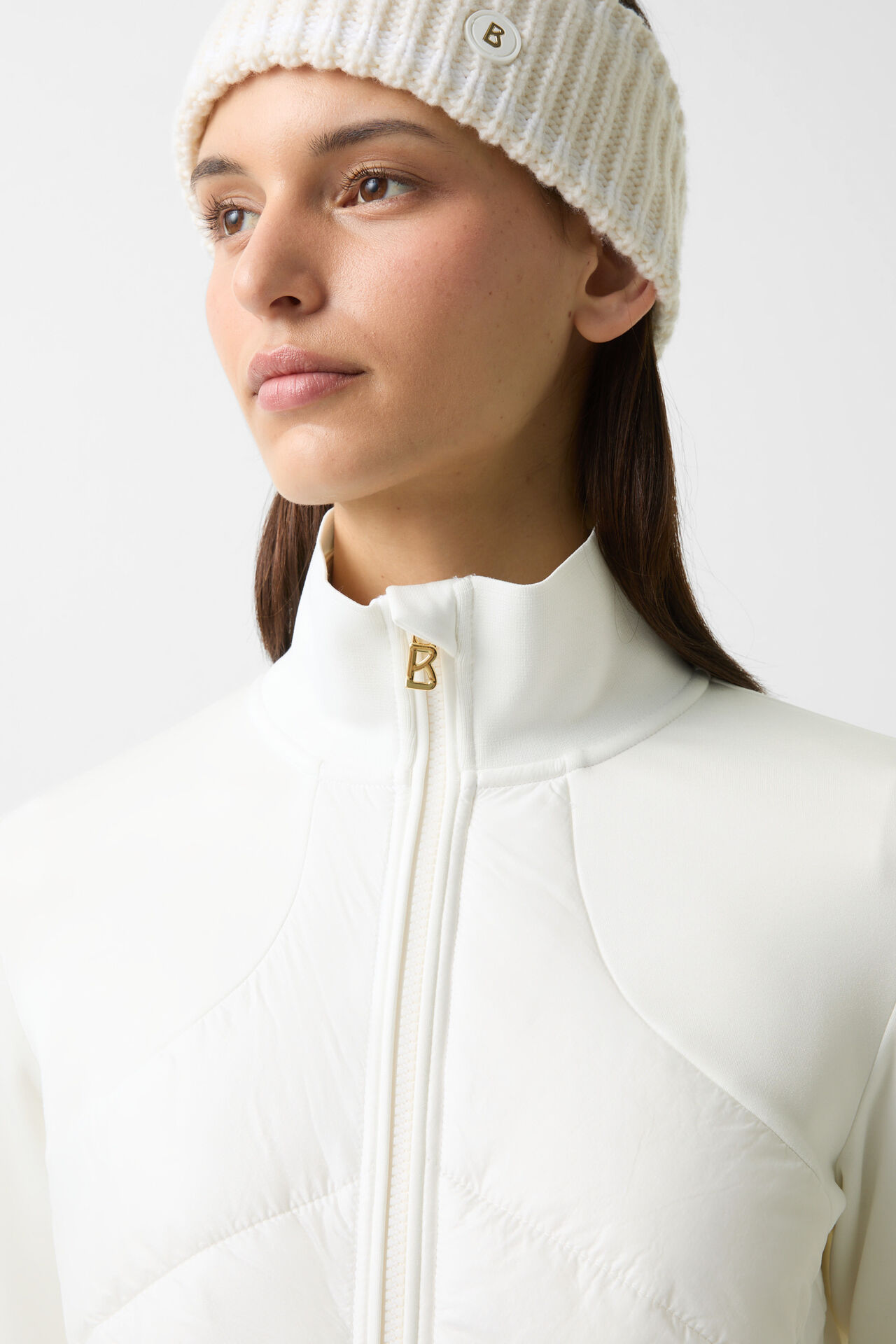 254-8153-8302-753_s01_life_detail_01_b2c_1760957032