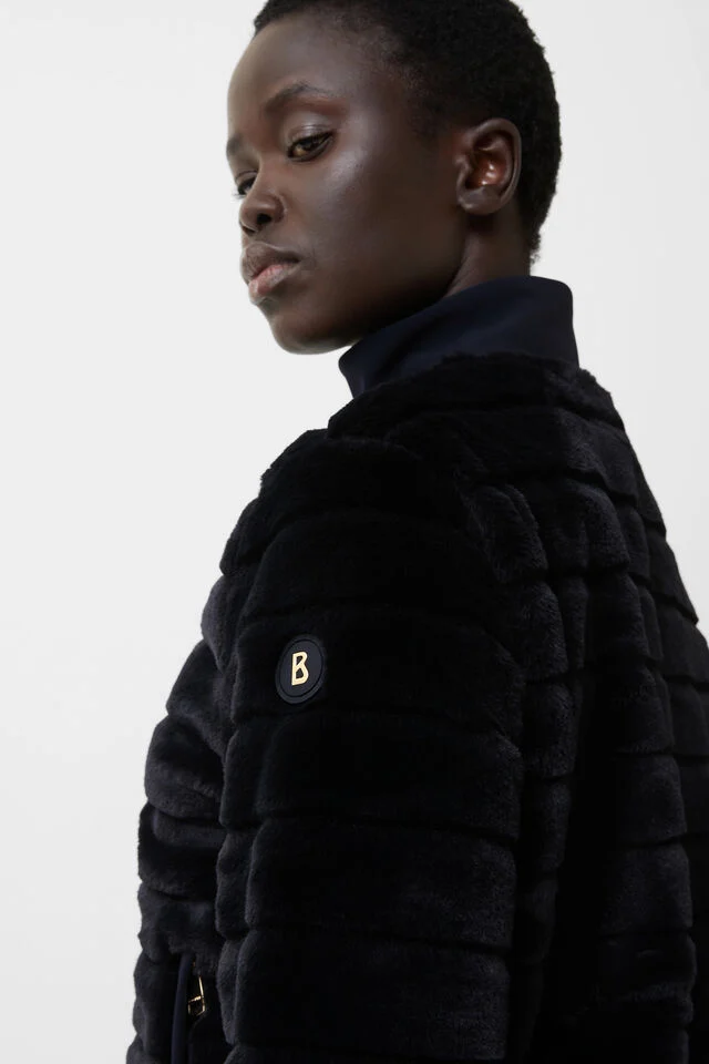 254-8157-1241-026_s01_life_detail_03_b2c_1758714541