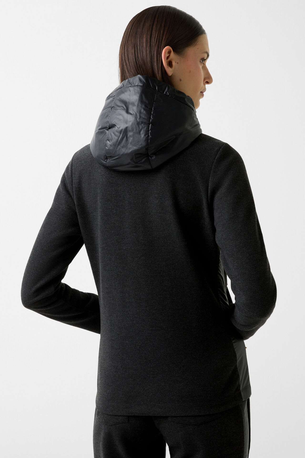 254-8159-9783-021_s01_life_backtop_01_b2c_1760957440