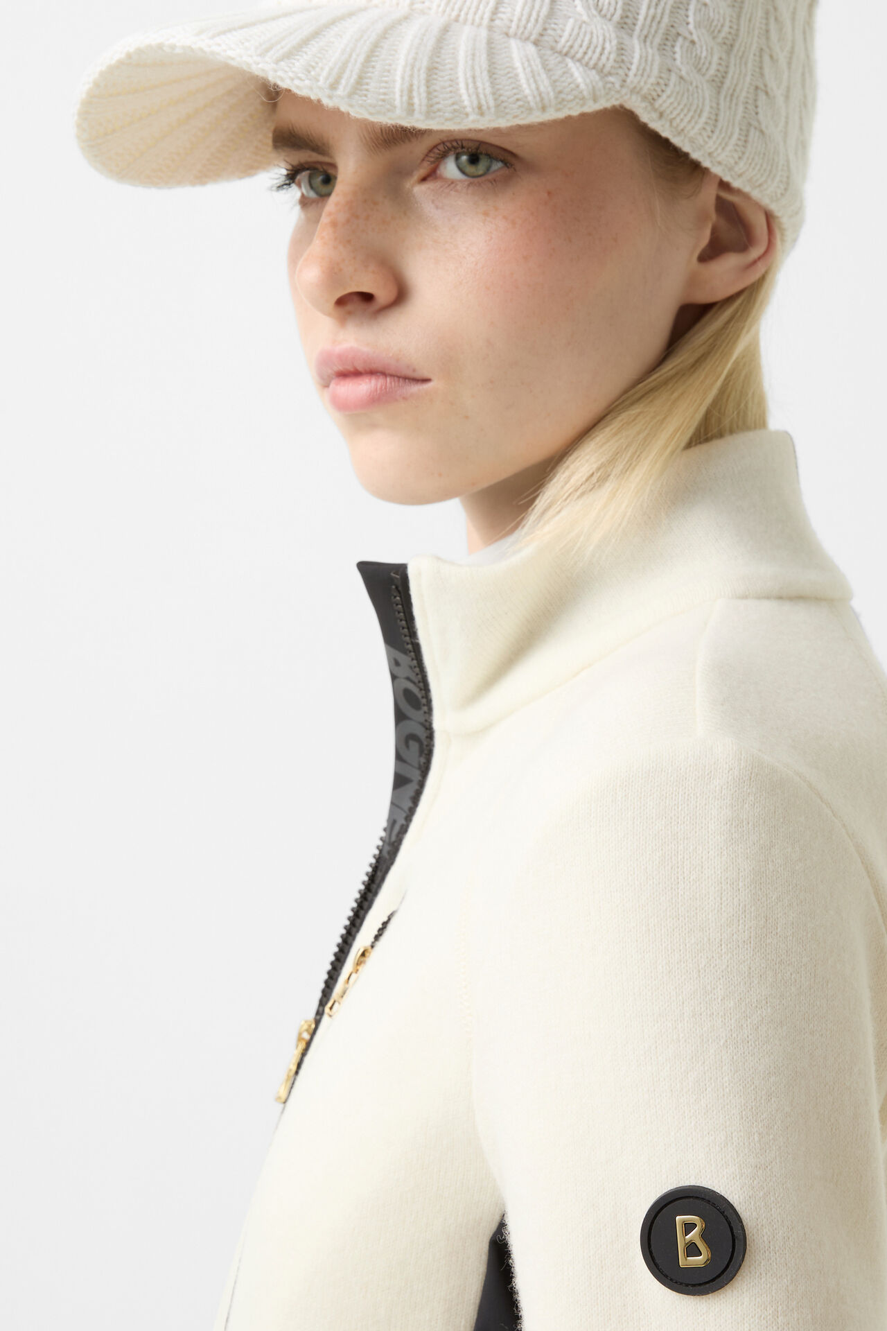 254-8161-9973-753_s01_life_detail_02_b2c_1760958519