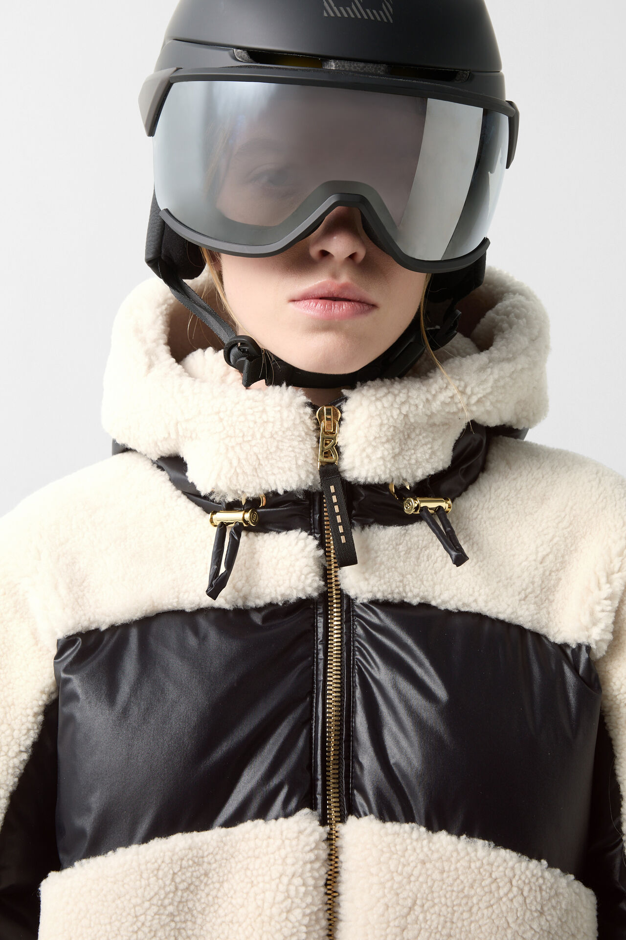 254-3165-9661-026_s01_life_detail_01_b2c_1761818432