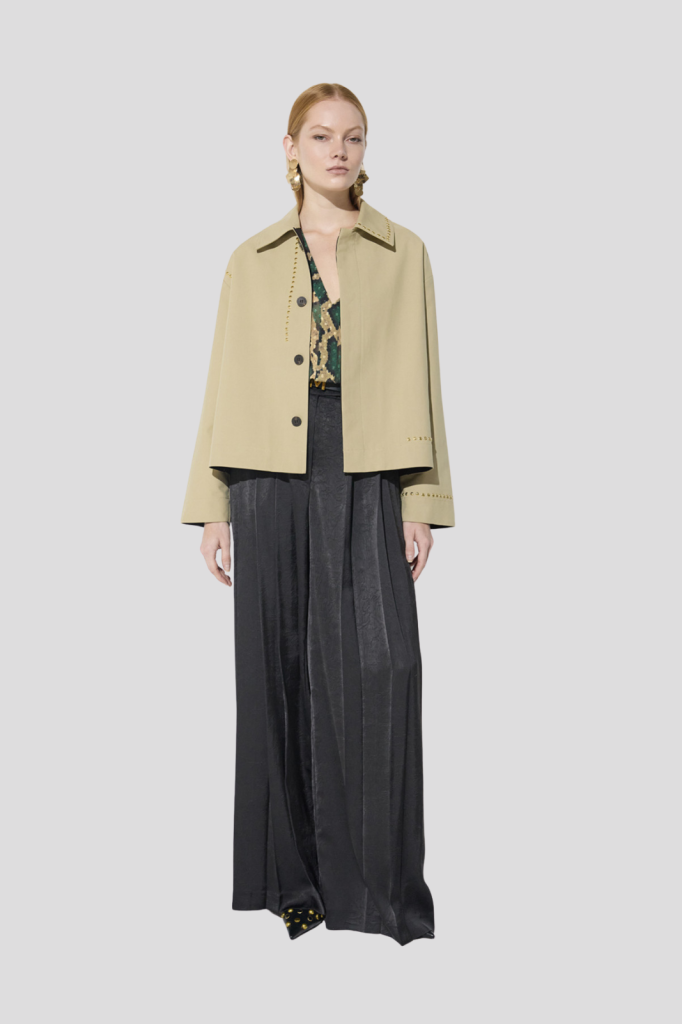 Short two-tone trench coat with studded details